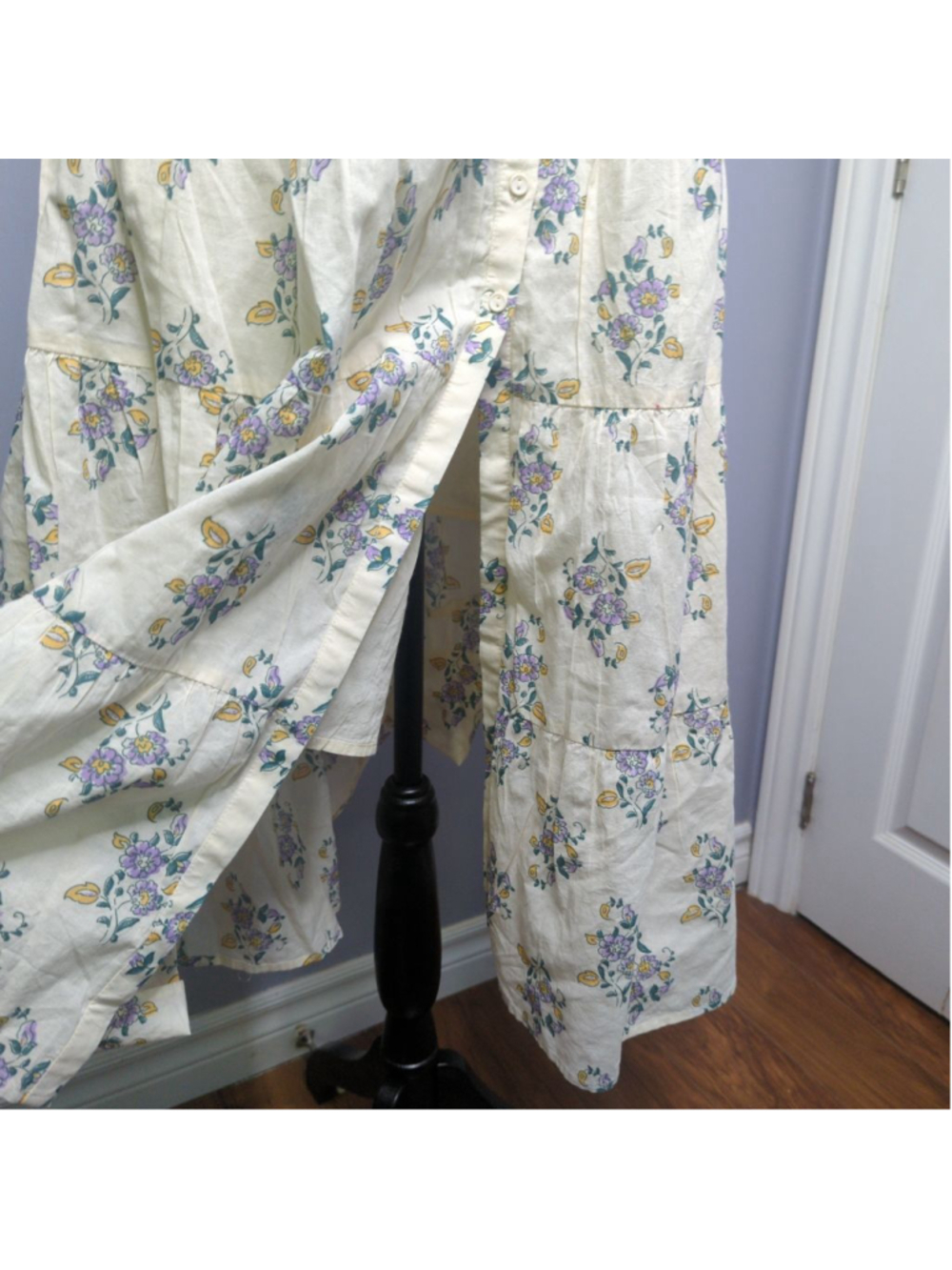 Patrons of Peace Cream Floral Tiered Button-Front Maxi Dress Sz S - Picture 6 of 16